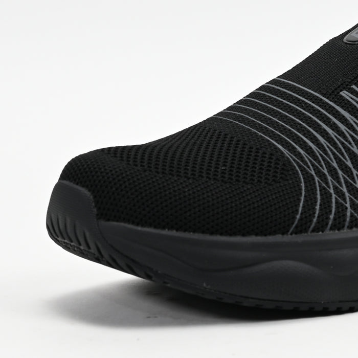 PEAK FOOTWEAR