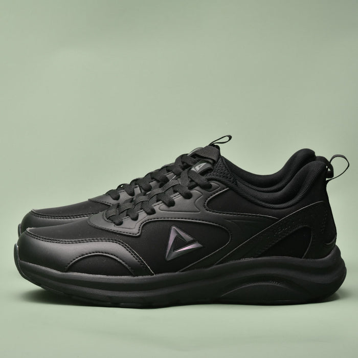 WALKING SHOES - PEAK