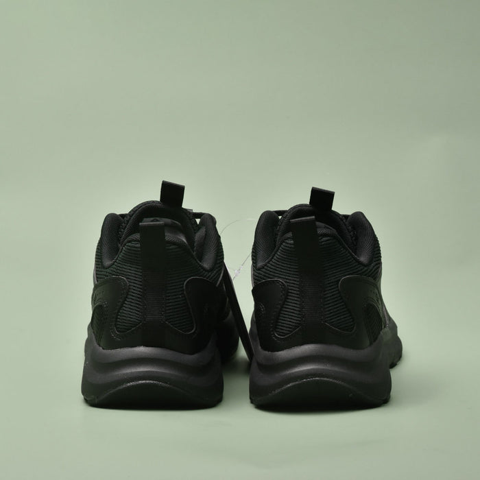 WALKING SHOES - PEAK