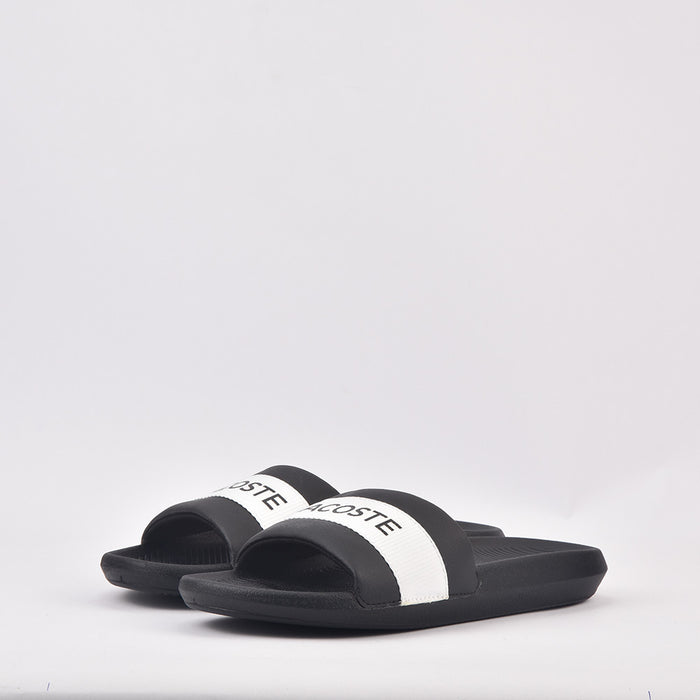 CROCO SLIDE 0721 1 CFA BLK/WHT LACOSTE