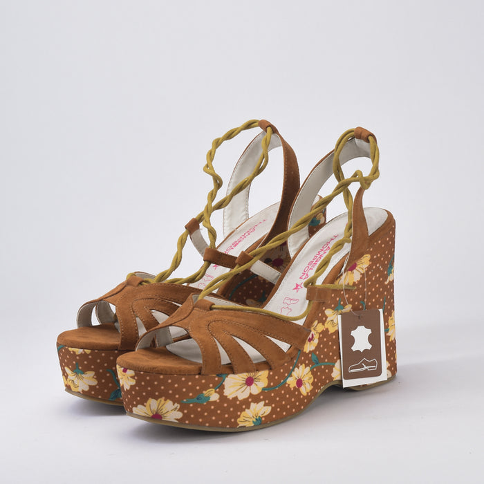 SANDALE ANGELA THOMPSON