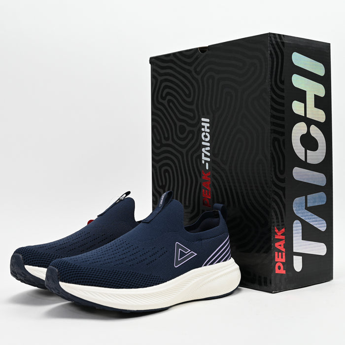 PEAK FOOTWEAR