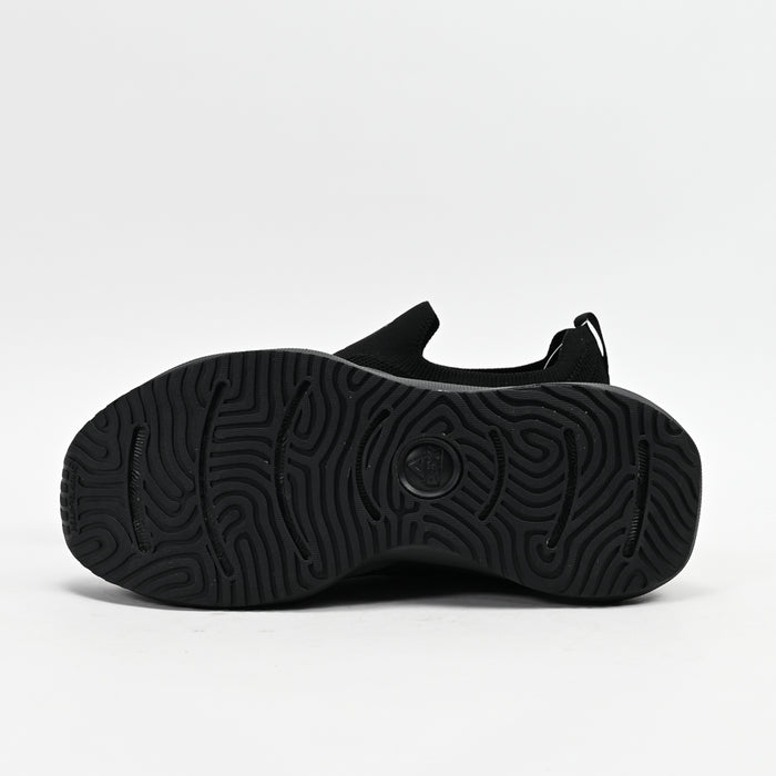 PEAK FOOTWEAR