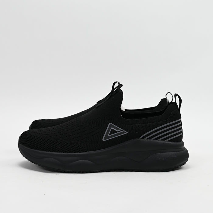 PEAK FOOTWEAR