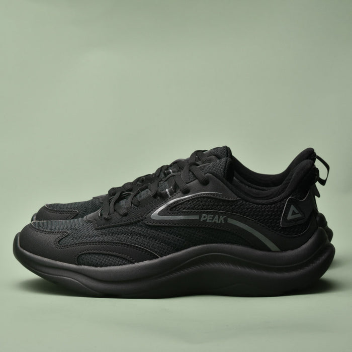 PEAK WALKING SHOES