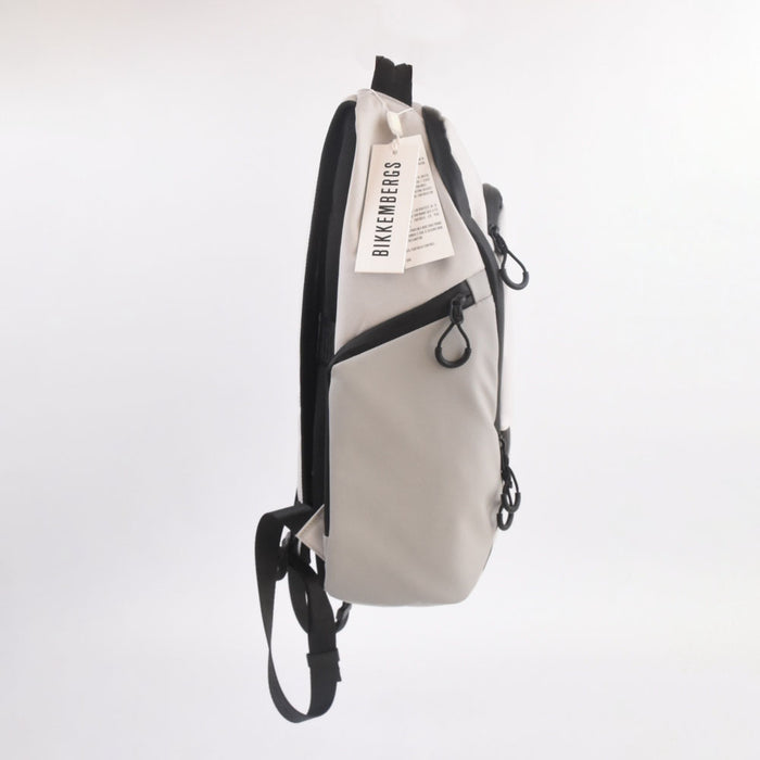 BACKPACK TRACKER