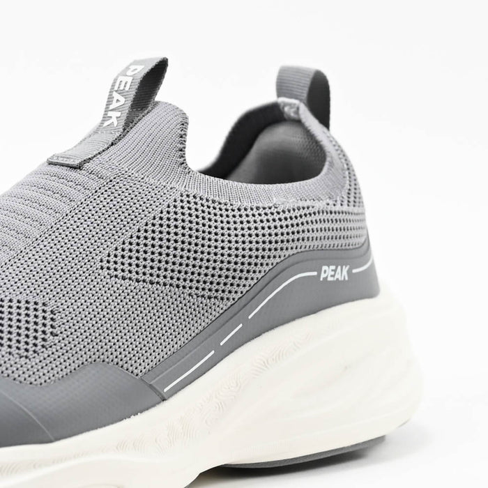 PEAK SHOES
