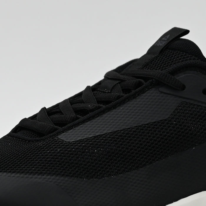 PEAK Walking Shoes, Black/White