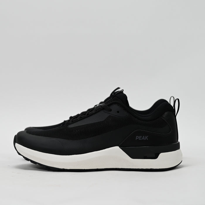 PEAK Walking Shoes, Black/White