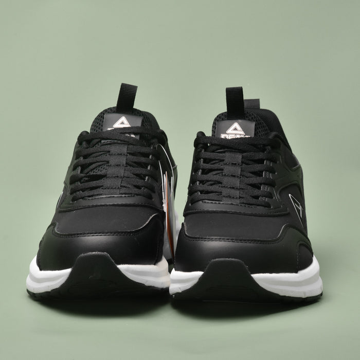 WALKING SHOES - PEAK