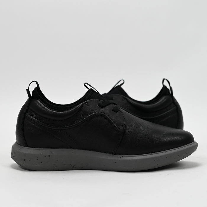 HUSH PUPPIES FOOTWEAR