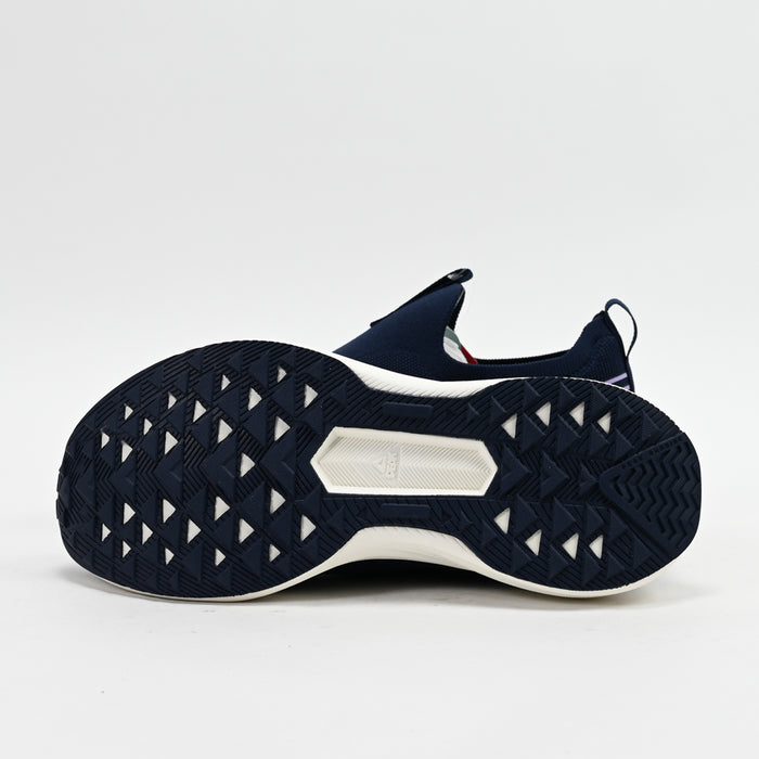 PEAK FOOTWEAR