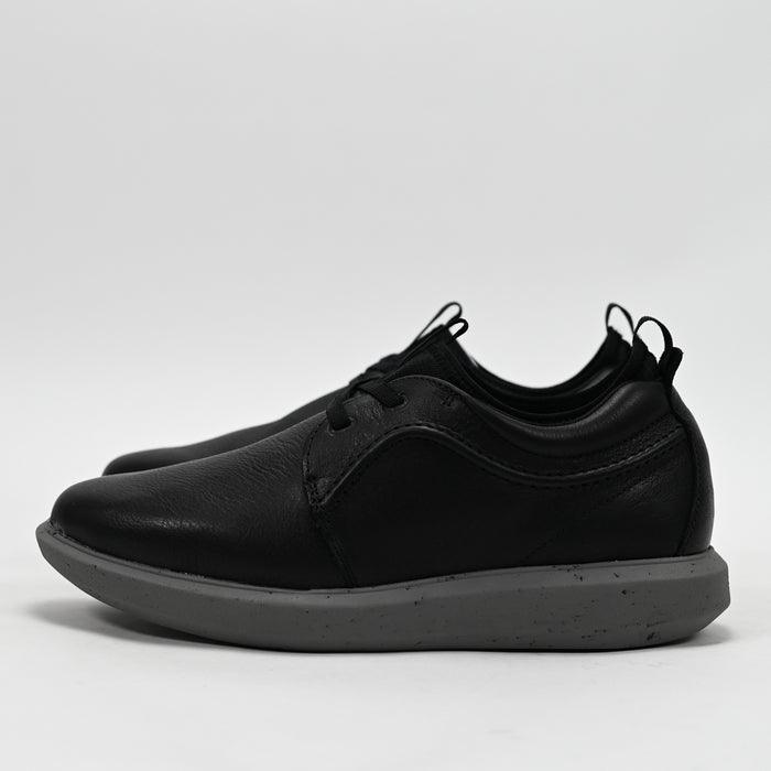 HUSH PUPPIES FOOTWEAR