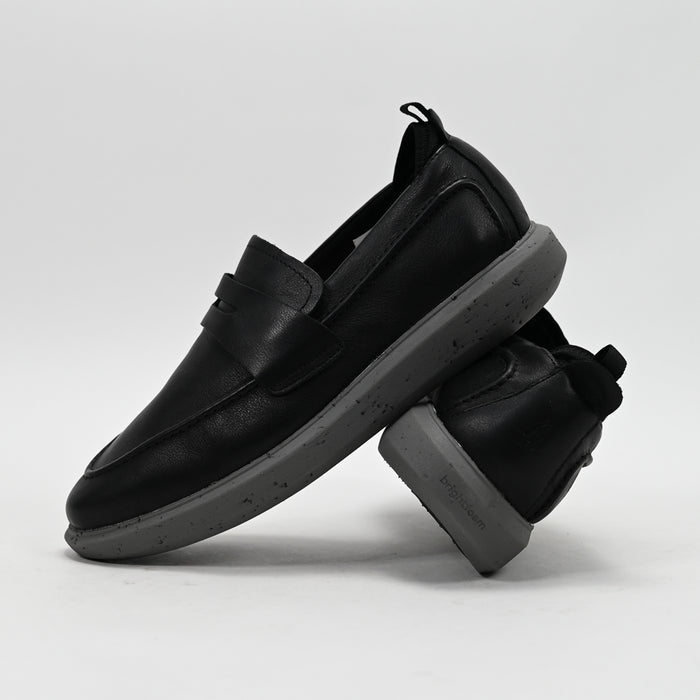 HUSH PUPPIES FOOTWEAR