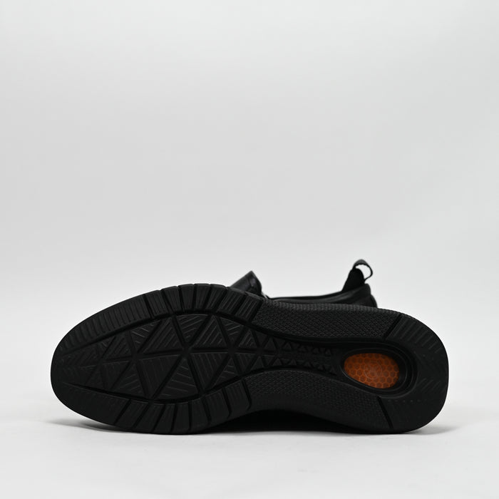 HUSH PUPPIES FOOTWEAR