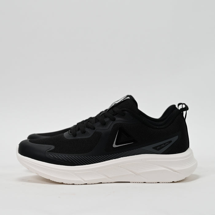PEAK FOOTWEAR