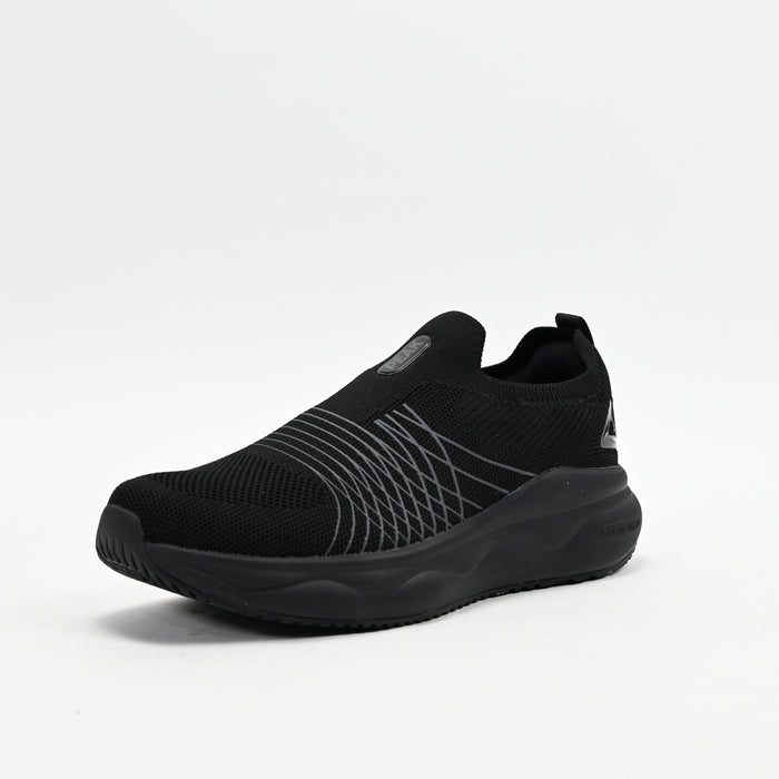 PEAK FOOTWEAR