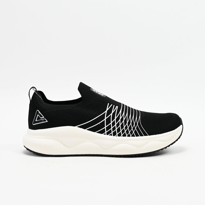 PEAK FOOTWEAR