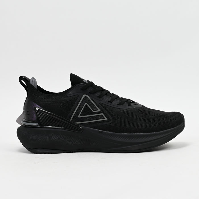 PEAK FOOTWEAR