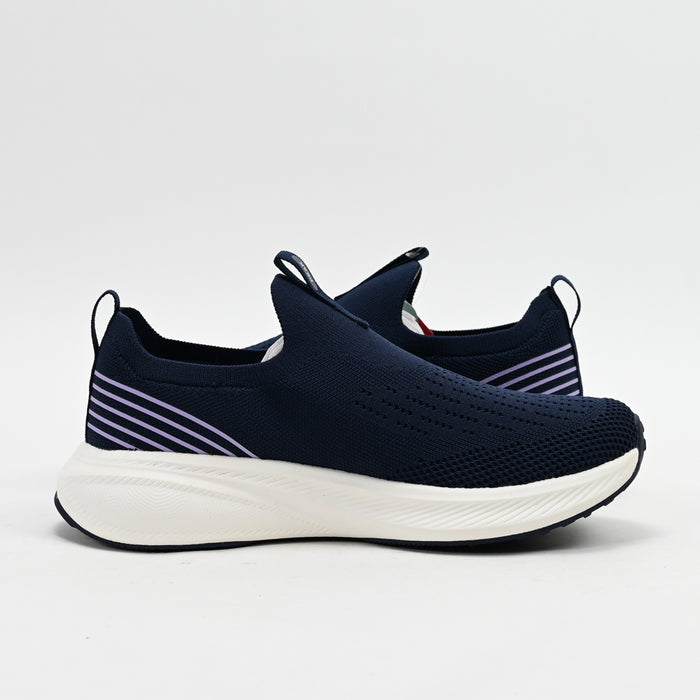 PEAK FOOTWEAR
