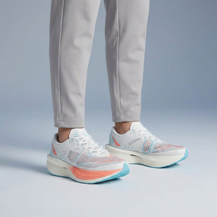 PEAK SHOES