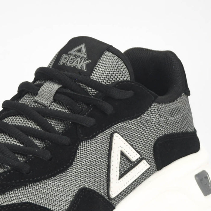 PEAK SHOES