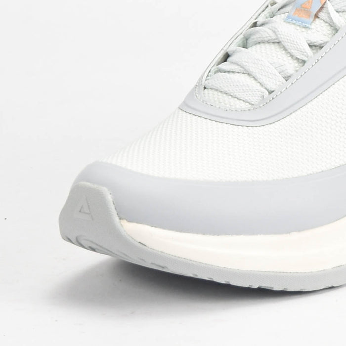 PEAK SHOES