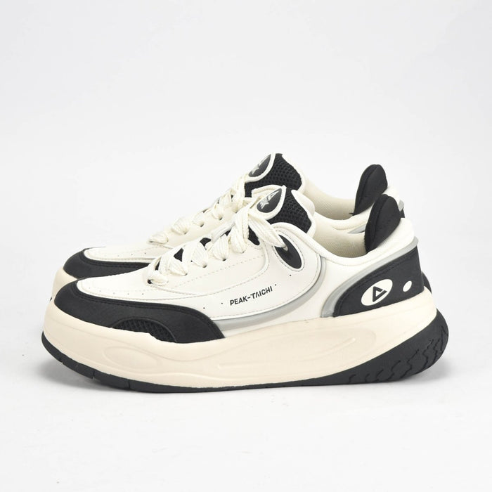 PEAK SHOES