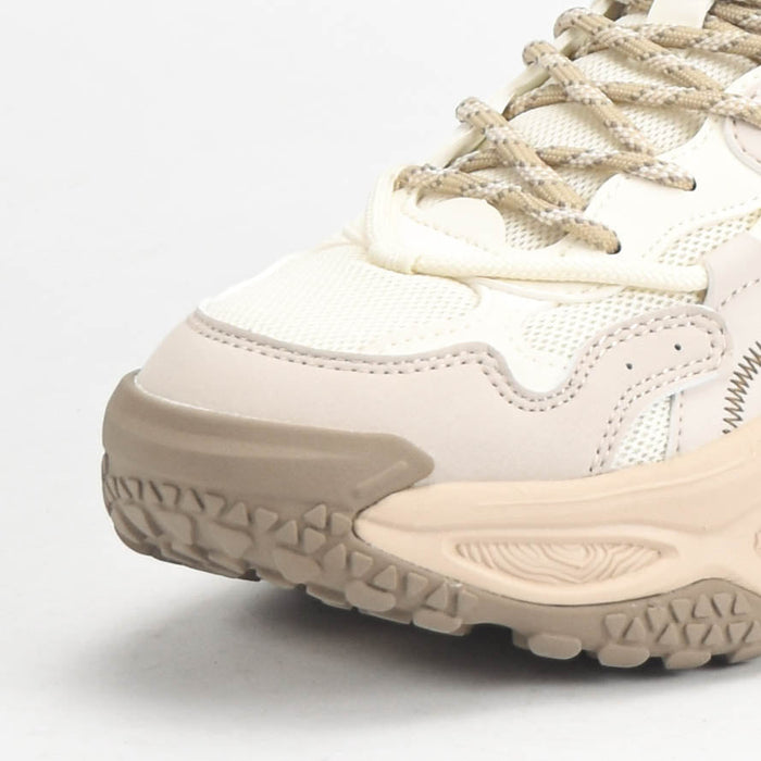 PEAK SHOES