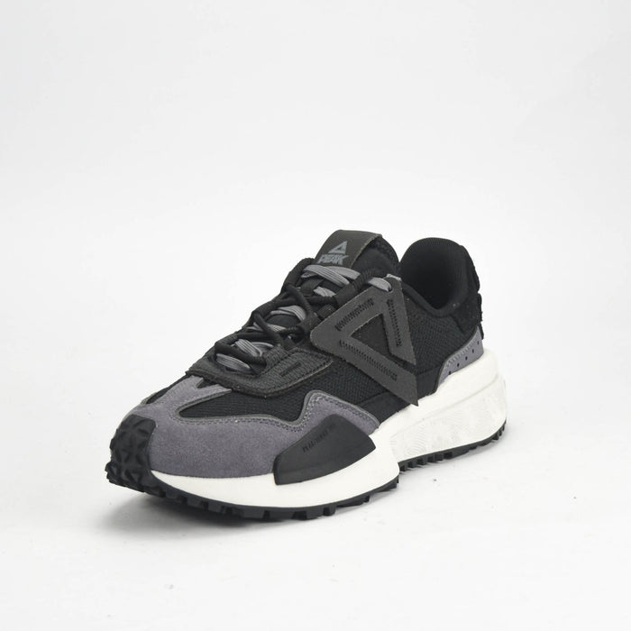 PEAK SHOES