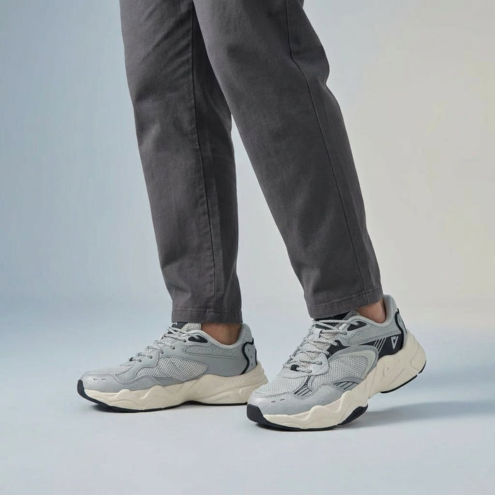 PEAK SHOES