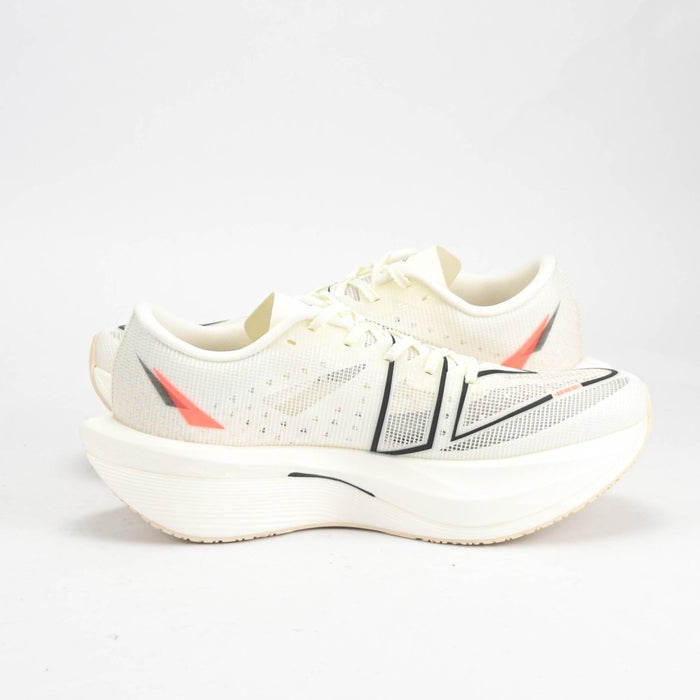 PEAK SHOES